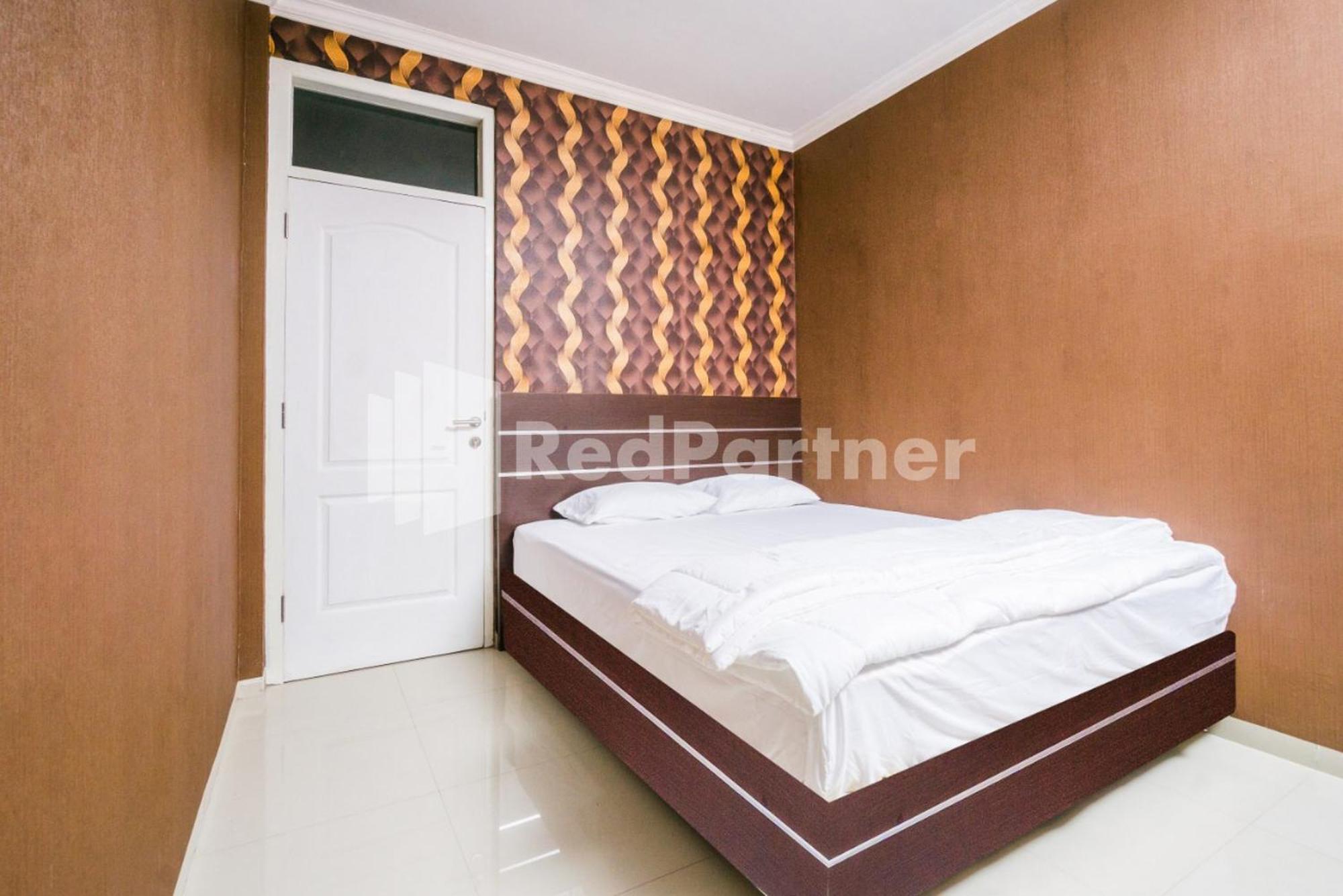 Отель Omah Kalimosodo Mitra Reddoorz Near Stasiun Malang Kota Baru Экстерьер фото