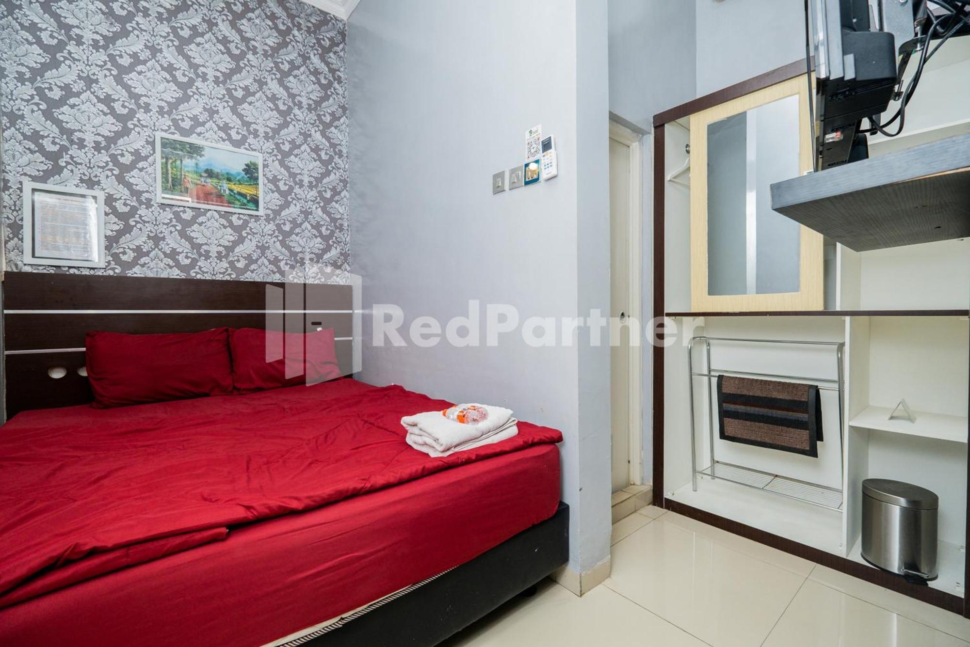 Отель Omah Kalimosodo Mitra Reddoorz Near Stasiun Malang Kota Baru Экстерьер фото